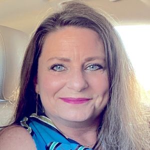 Meet your Posher, Terrie